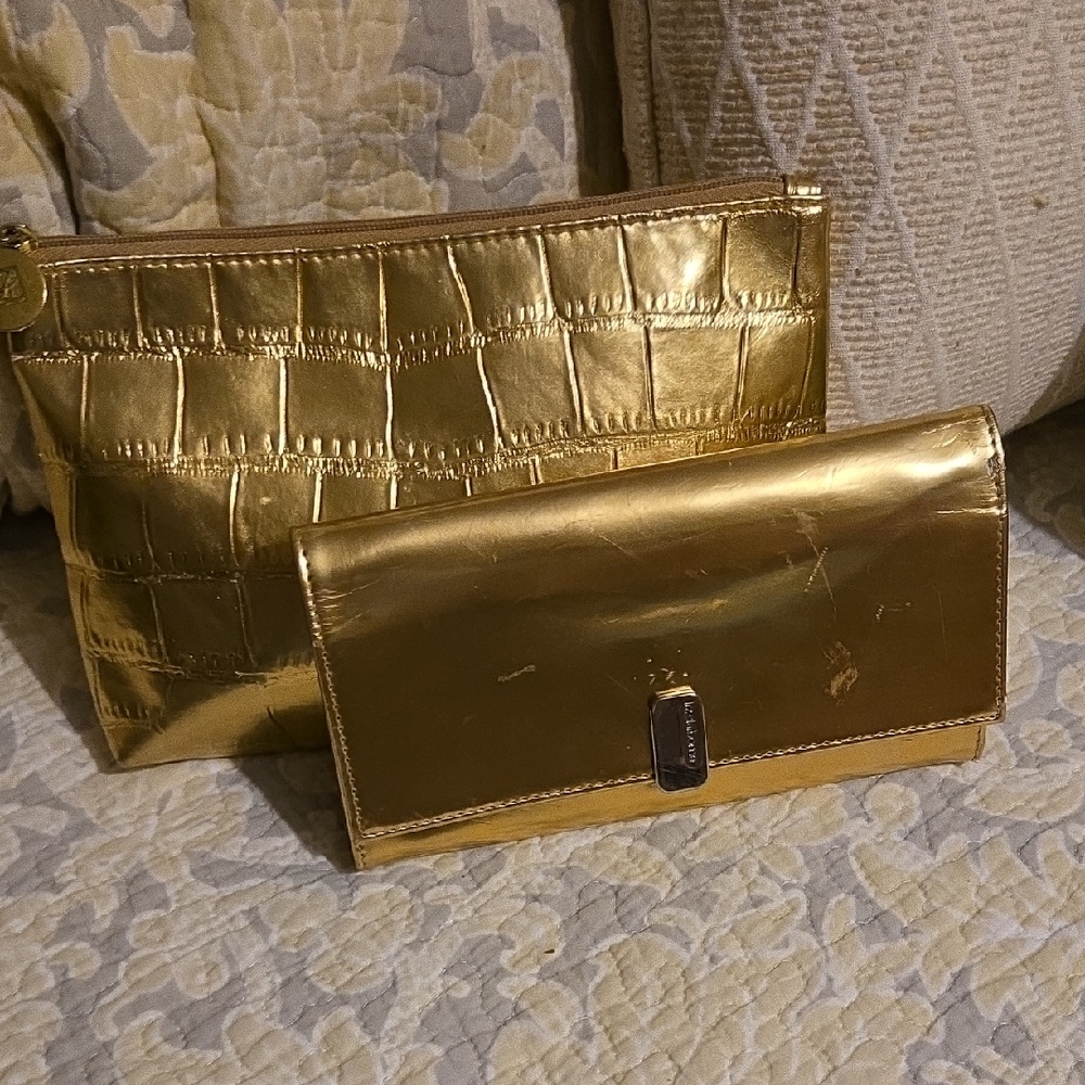 Liz Claiborne Gold Women's Wallet and Makeup bag Set
